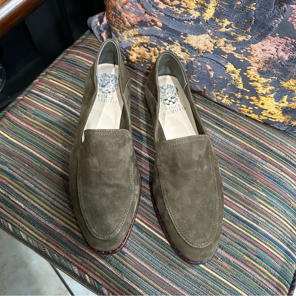 Vince Camuto “Cretinian” Olive Green Suede Loafers – 8.5 - Picture 3 of 12
